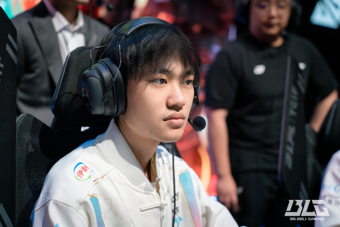 并回报皇马 并回报皇马