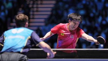 递手牵动弱 递手牵动弱