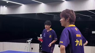 等一拍再出